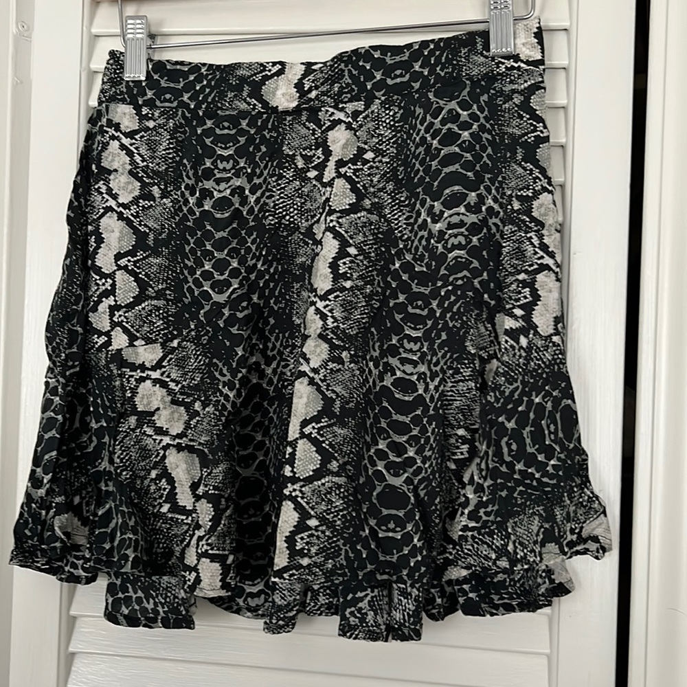 Python Print Mini Skirt, Size Medium. Light Fabri… - image 1
